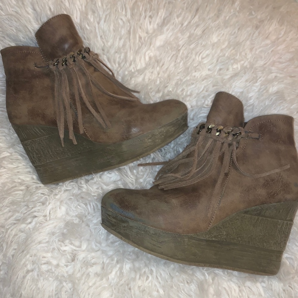 Sbicca Booties